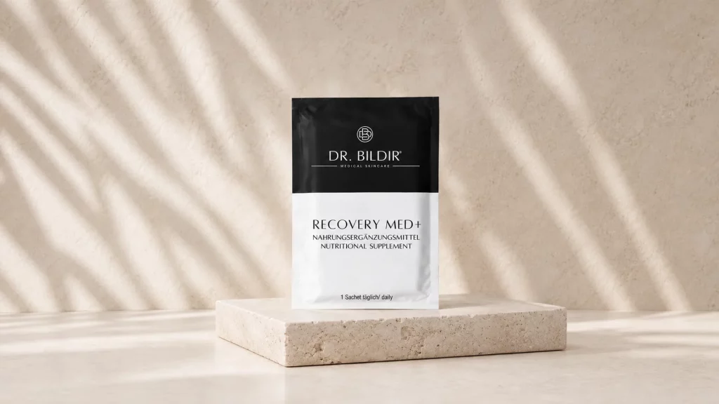 RECOVERY MED+ Nahrungsergänzungsmittel Sachet auf hellem Naturstein